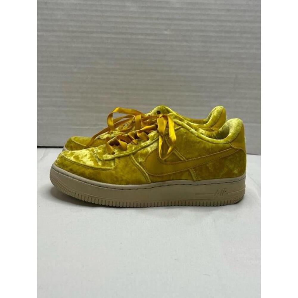 Nike‎ Air Force 1 LV8 GS Mineral Gold Velvet Sz 4Y